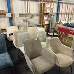 8x Eetkamerstoelen, beige